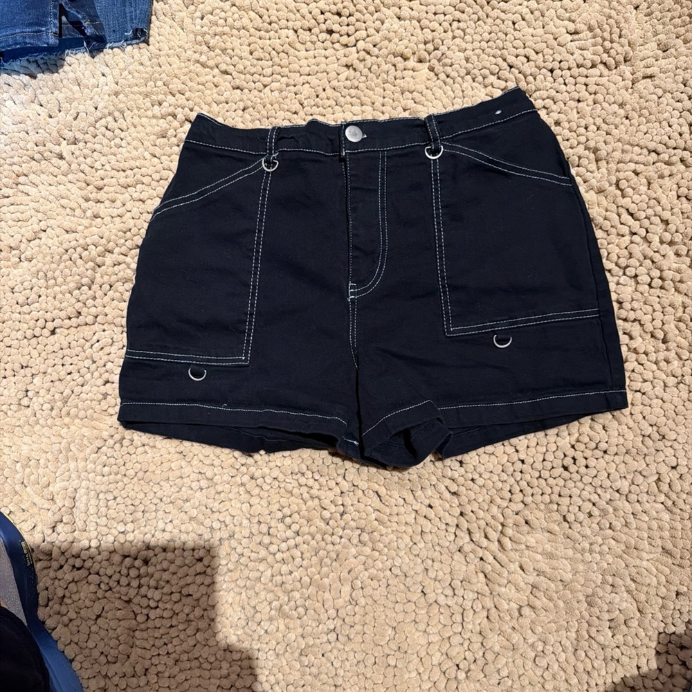 Rachel Paige Size M Shorts Black W/ White Stitching Elastic Waist Pockets